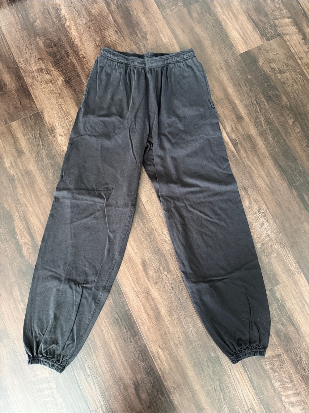 Vintage Black Elastic-Waist Track Pants with Cuffed Ankles